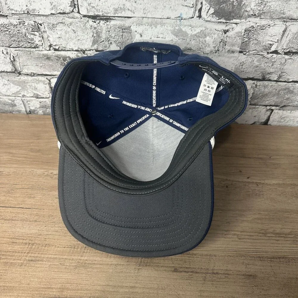 NWT Nike Men's Retro Pro Performance Snapback Hat Size L/XL (Navy) HF7482-410